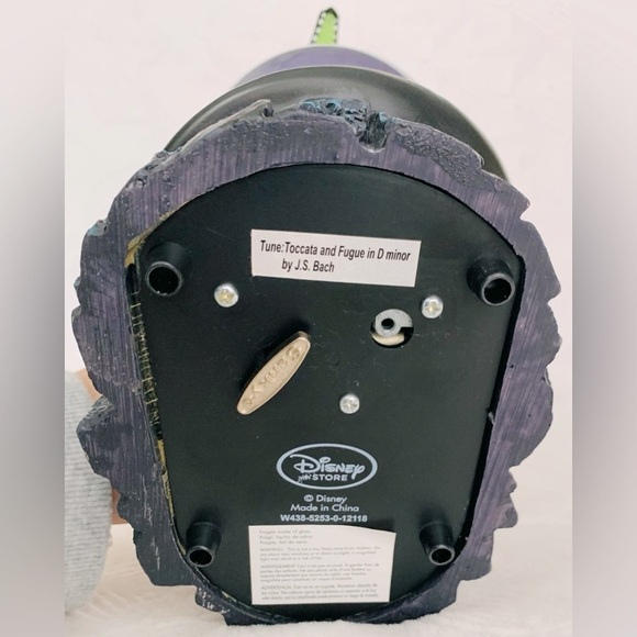 Disney Store Disney Villains Maleficent Dragon Musical Snow Globe - Picture 8 of 13